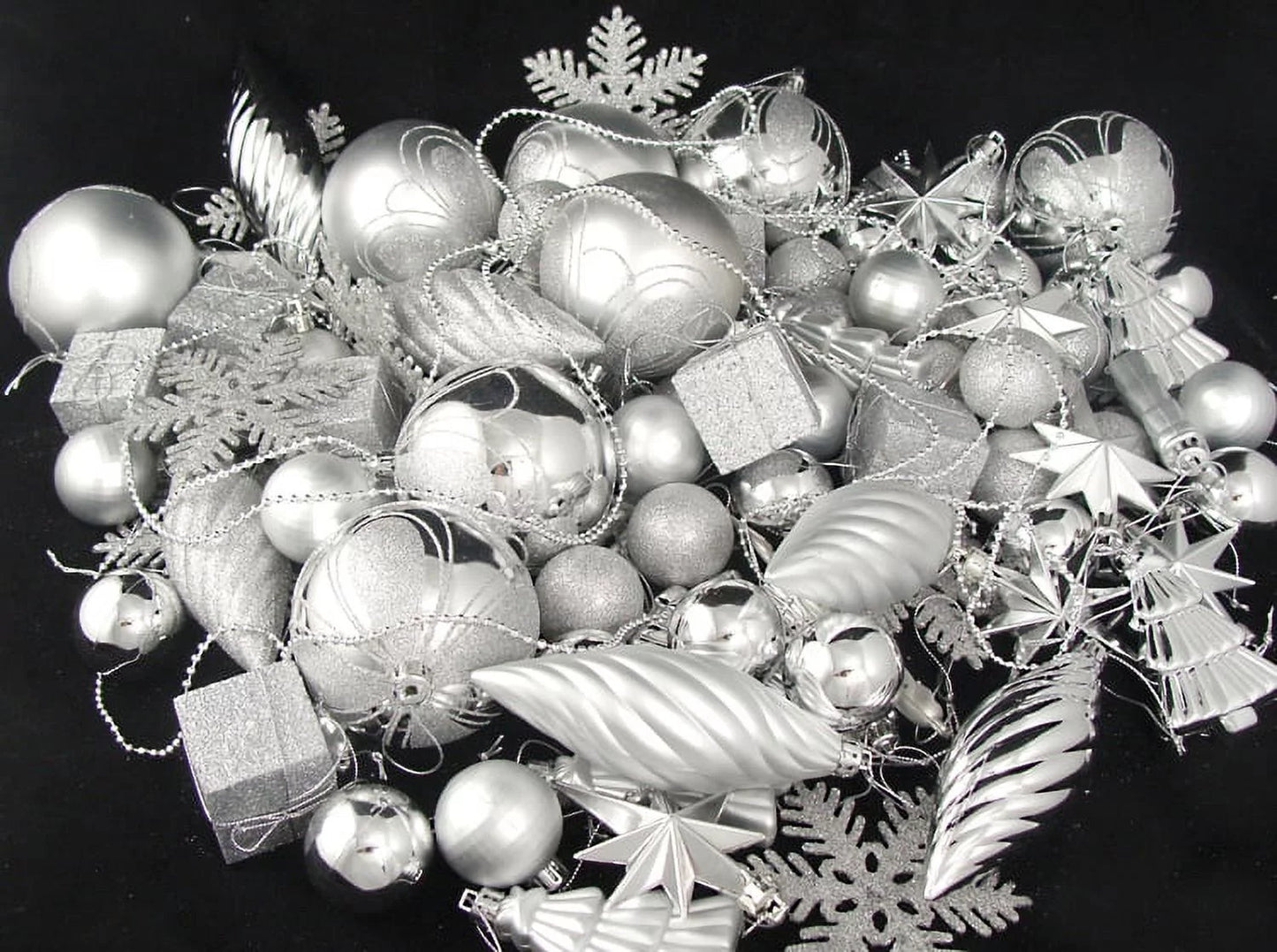 125Ct Shatterproof 4-Finish Christmas Ornament Set 5.5" - Silver